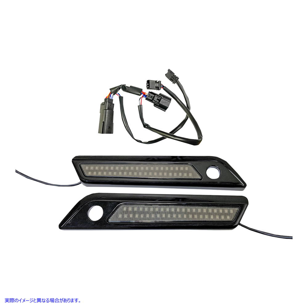 取寄せ サドルバッグラッチデュアルカラーアクセントライト カスタムダイナミクス Latch Light - Saddlebag - Dual Color - Smoke - Black CD-SBL-DC4-SB 20402873