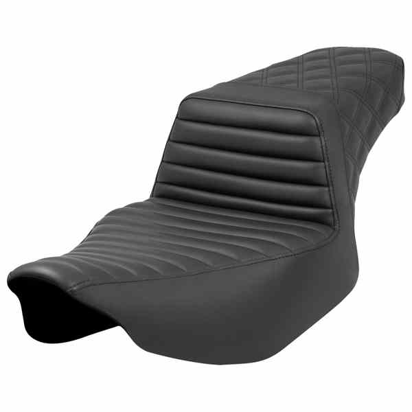 【並行輸入品】 サドルマン ステップアップシート - フロントタックアンドロール/リアラティスステッチ - ブラック - FL 23-24 823-07-176 08011685
