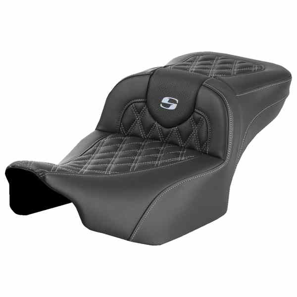 【並行輸入品】 サドルマン ロードソファ  エクステンデッドリーチシート - バックレストなし - ラティス - シルバーステッチ - FLTR/FLHX 23-24 823-07-18405 08011729